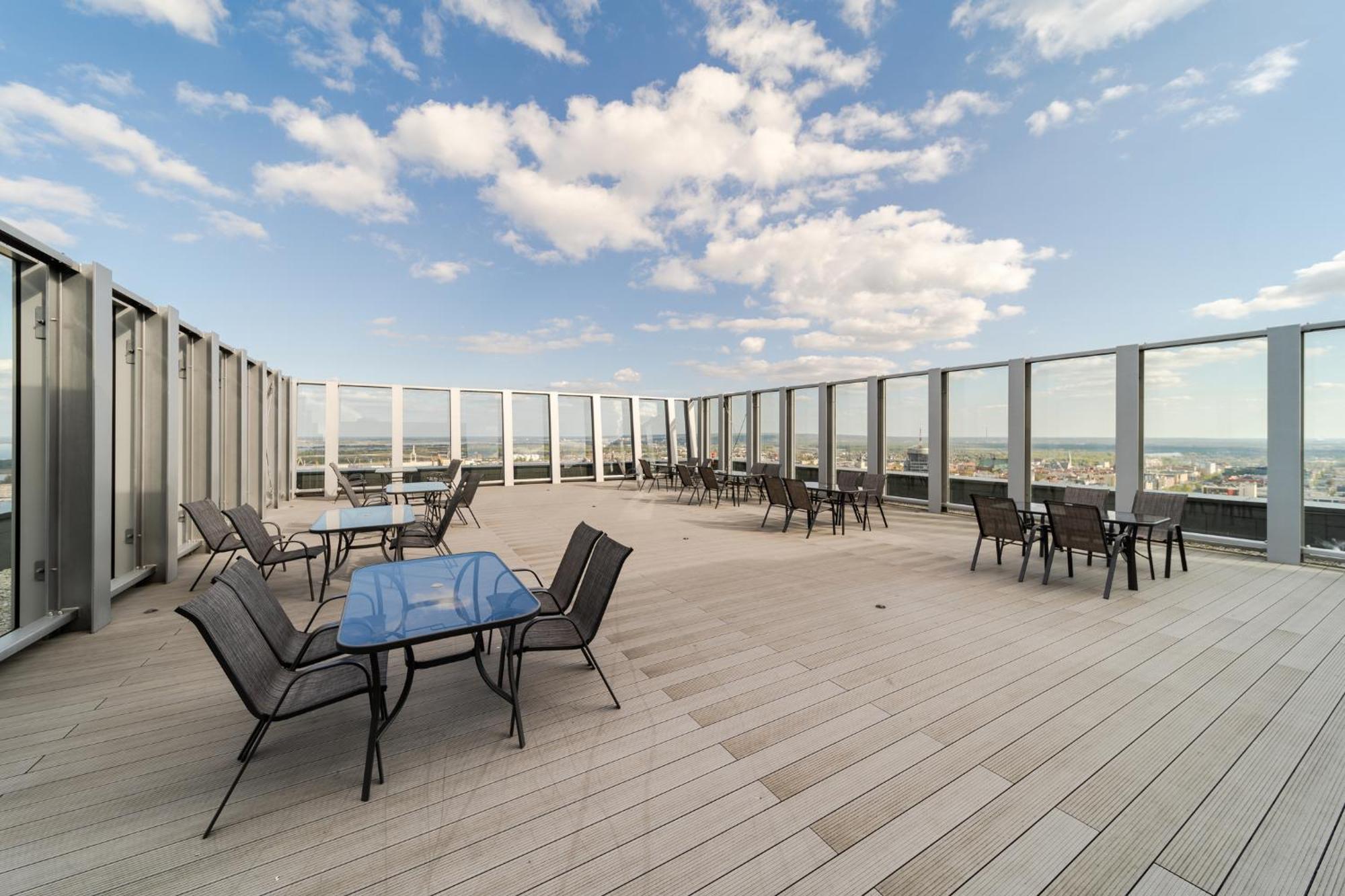 Hanza Tower Apartment No. 524 - Swimming Pool, Jacuzzi, Balcony ชเตชชิน ภายนอก รูปภาพ